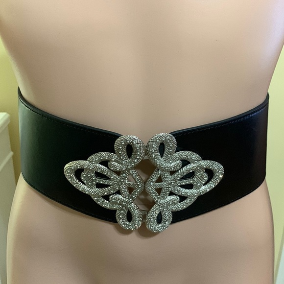 Accessories - 🌹Faux Leather & Elastic Ladies Fashion Belt🌹